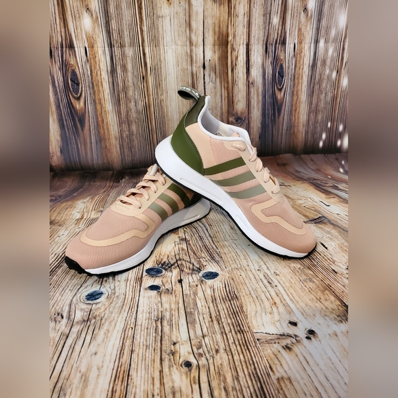 ADIDAS WOMEN'S ORIGINALS MULTIX CASUAL SHOES - Picture 2 of 8